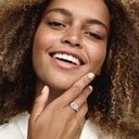 Anillo Pandora Sello Corazón Radiante en Pavé