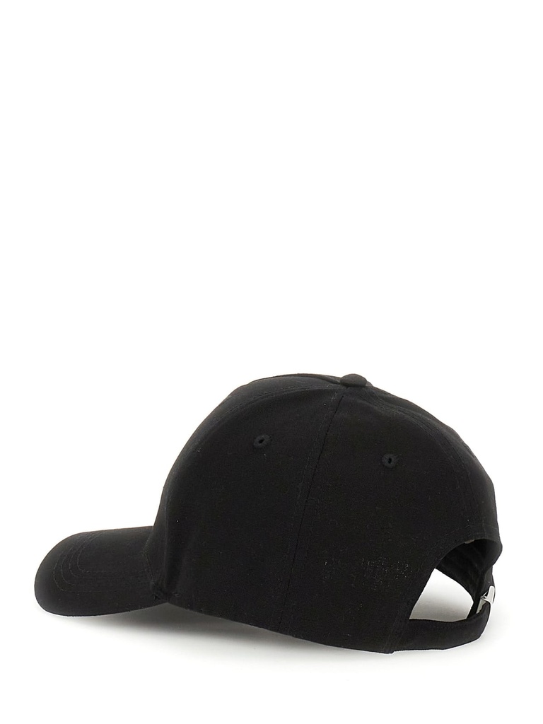 Gorra Guess London con logotipo triángulo Black