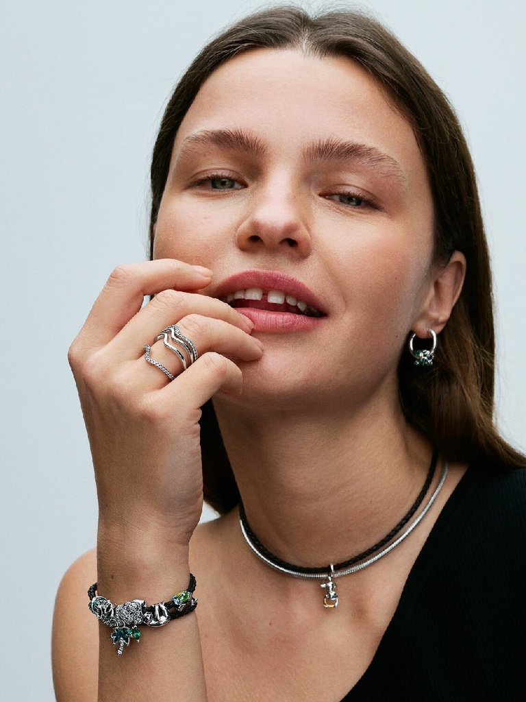 Charm Pandora Rana Trepadora