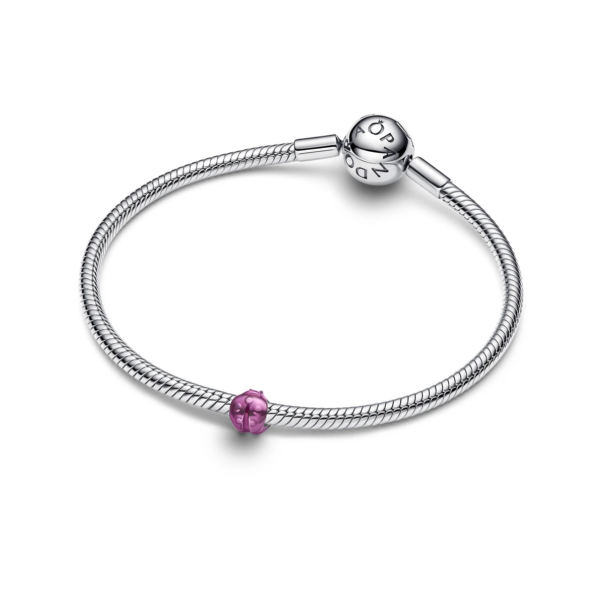charm-mini-plata-ley-mariquita-rosa-794905c01-v3.webp