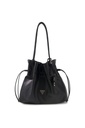 Bolso Guess Karima Drawstring Tote negro HWNG2249230-BLA