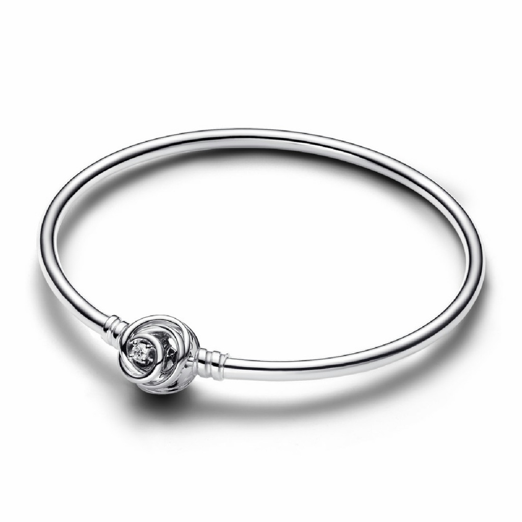 Pulsera Pandora Moments rígida cierre envuelto